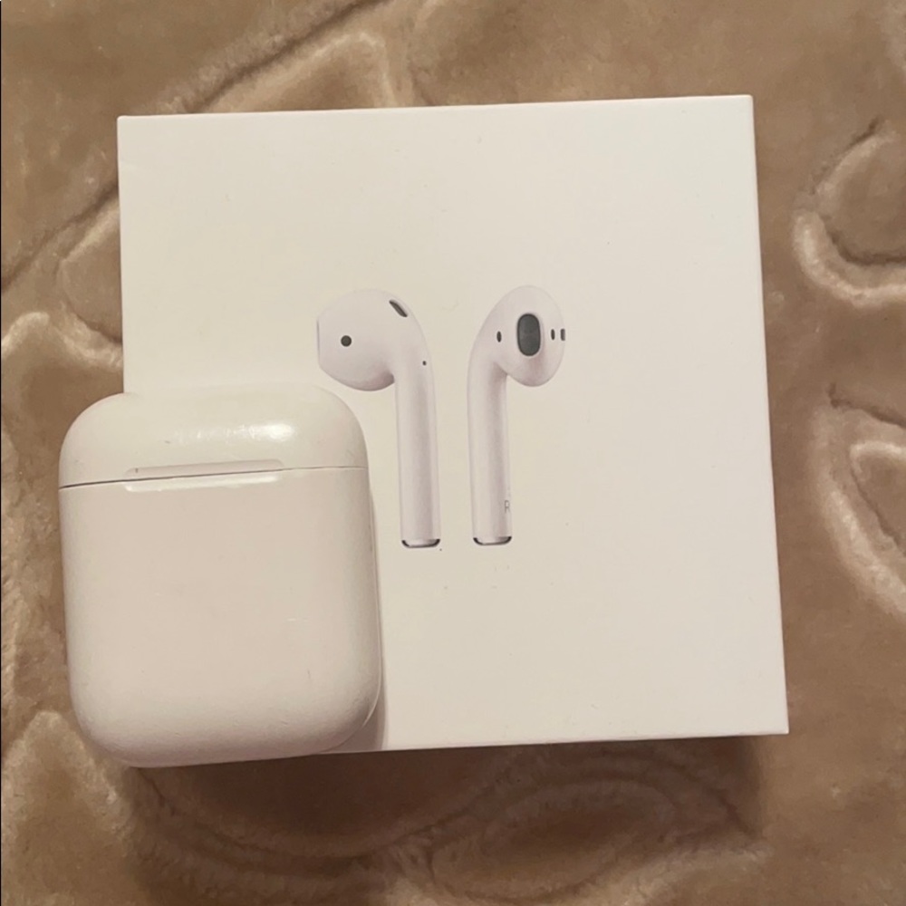 Apple air pods
